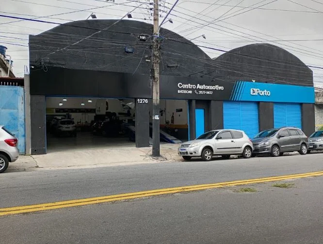 Fachada da Batiscar Centro Automotivo Porto na Vila da Saúde